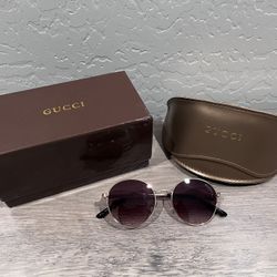 Gucci Round Sunglasses 