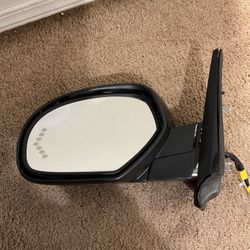 07/14 Driver Side Mirror From Original Cadillac Escalade 