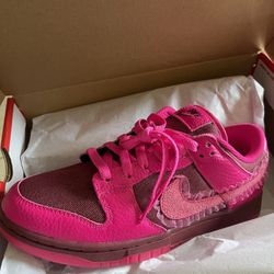 Nike Valentine Dunk SOLD!! SOLD