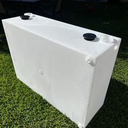 100 Gallon Slim Water Tank Only Asking $550 (financing Available) 