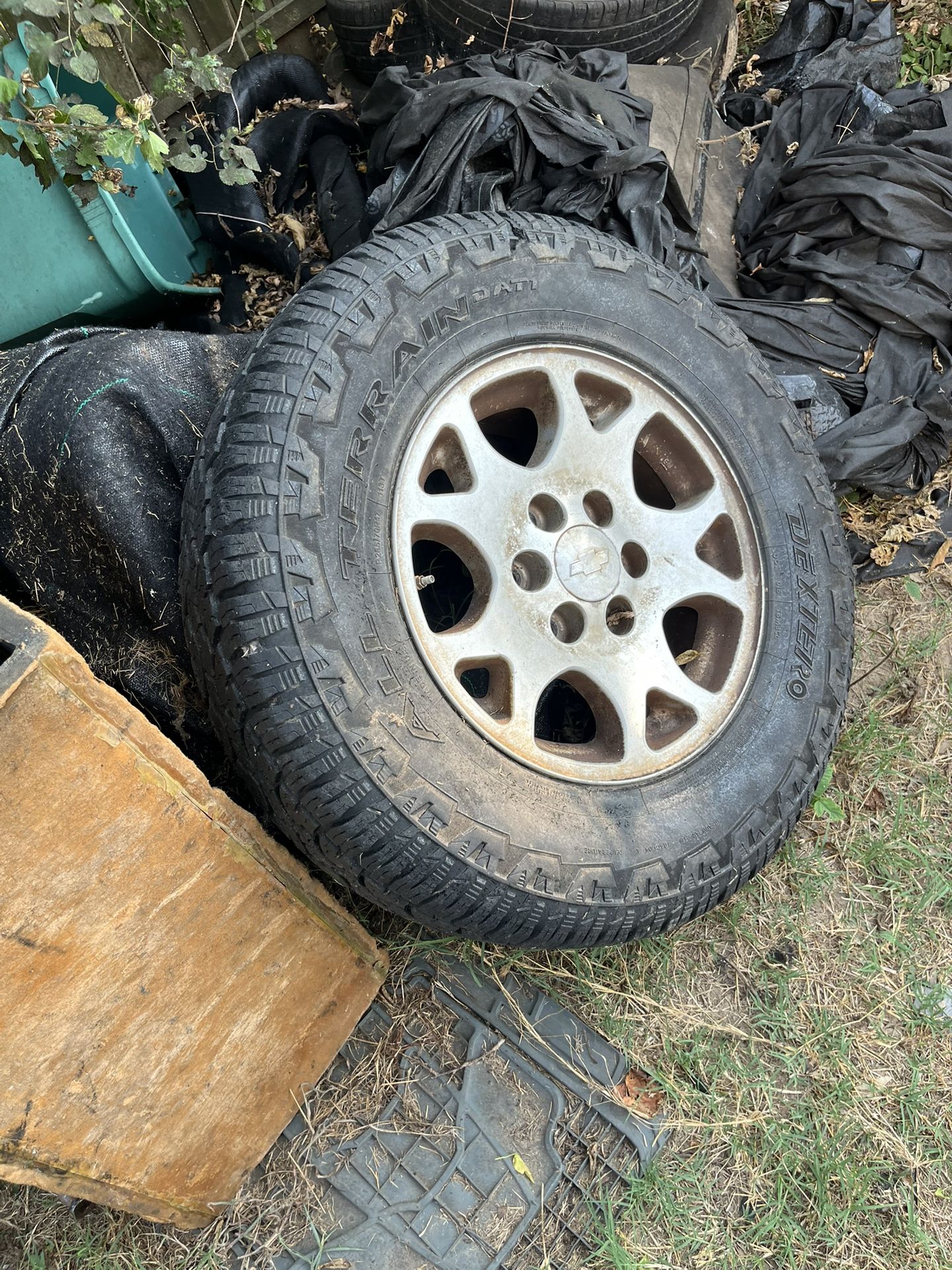 Tahoe Rim Plus Tire 
