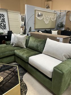 Casual Transitional 2 pc Chaise Sectional! Proudly made in USA!!