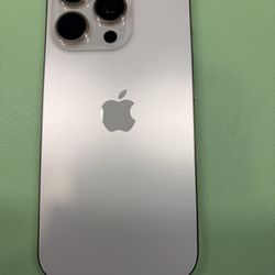 iPhone 16 Pro Desert Titanium 256GB Unlocked