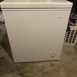 Frigidaire Chest Freezer