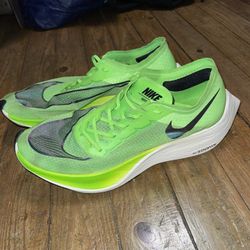 size 13 Nike Zoom Fly NEXT % (only 6.2 miles) 