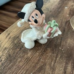 Lennox Christmas, Mickey Mouse