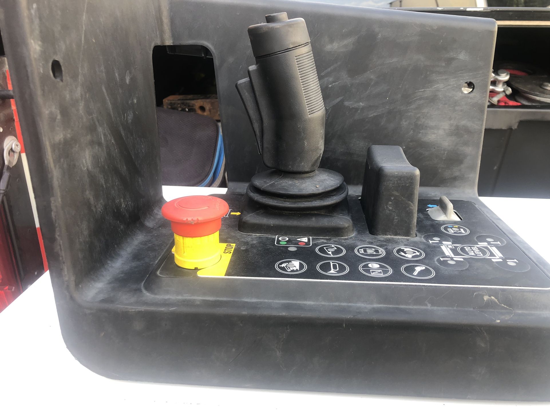 Lift Controller