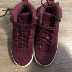 Air Jordan 12 Retro Bordeaux Size 4 