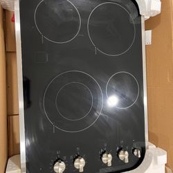 Electric Cooktop. By GE Range Stove