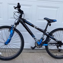 Trek Mountain Bike 