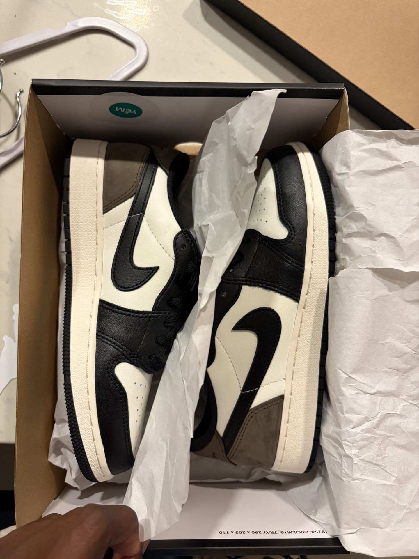 Jordan 1 Low Mocha (Sz 5.5Y)
