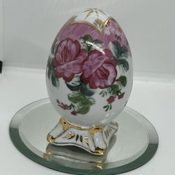 FORMALITES by Baum Brothers Egg 4.5" Porcelain Floral Victorian Rose Collection   This exquisite collector egg from Baum Brothers is a stunning additi