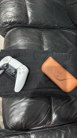 Ps5 controller ray ban metas purple jeans