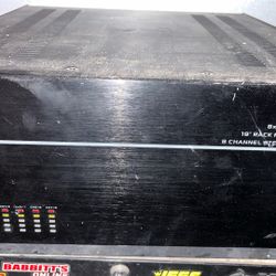 Pyle 8000 amplifier eight channel Bridgeville 115 V 230 V or 12 V power supply all channels work well in good condition