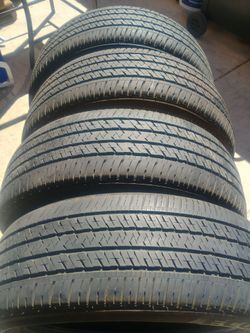 235/55/20 BRIDGESTONE ECOPIA H/L 422 PLUS SET OF 4 MATCHING TIRES EXCELLENT CONDITION LIKE NEW
