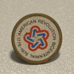 Vintage American Revolution Bicentennial Pin (small)