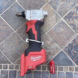 Milwaukee new display model 12v rivet tool