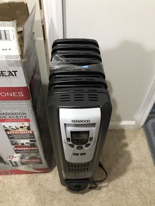 Kenwood Digital Oil-Filled Radiator Space Heater for Sale in Norwalk, CT -  OfferUp