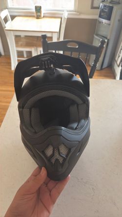 dirt/mountain bike helmet
