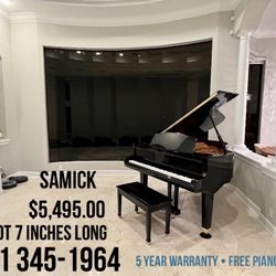 Black Hi-Goiss  Baby Grand Piano LIKE NEW CONDITION  samick 4 Foot 7 Inches Long Free Tuning , & 5 YEAR WARRANTY 