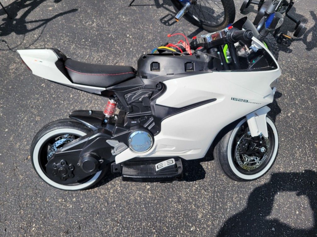 Holicy Outstanding 1628 Perfect Kids Ninja Motorcycle Bike Not Working