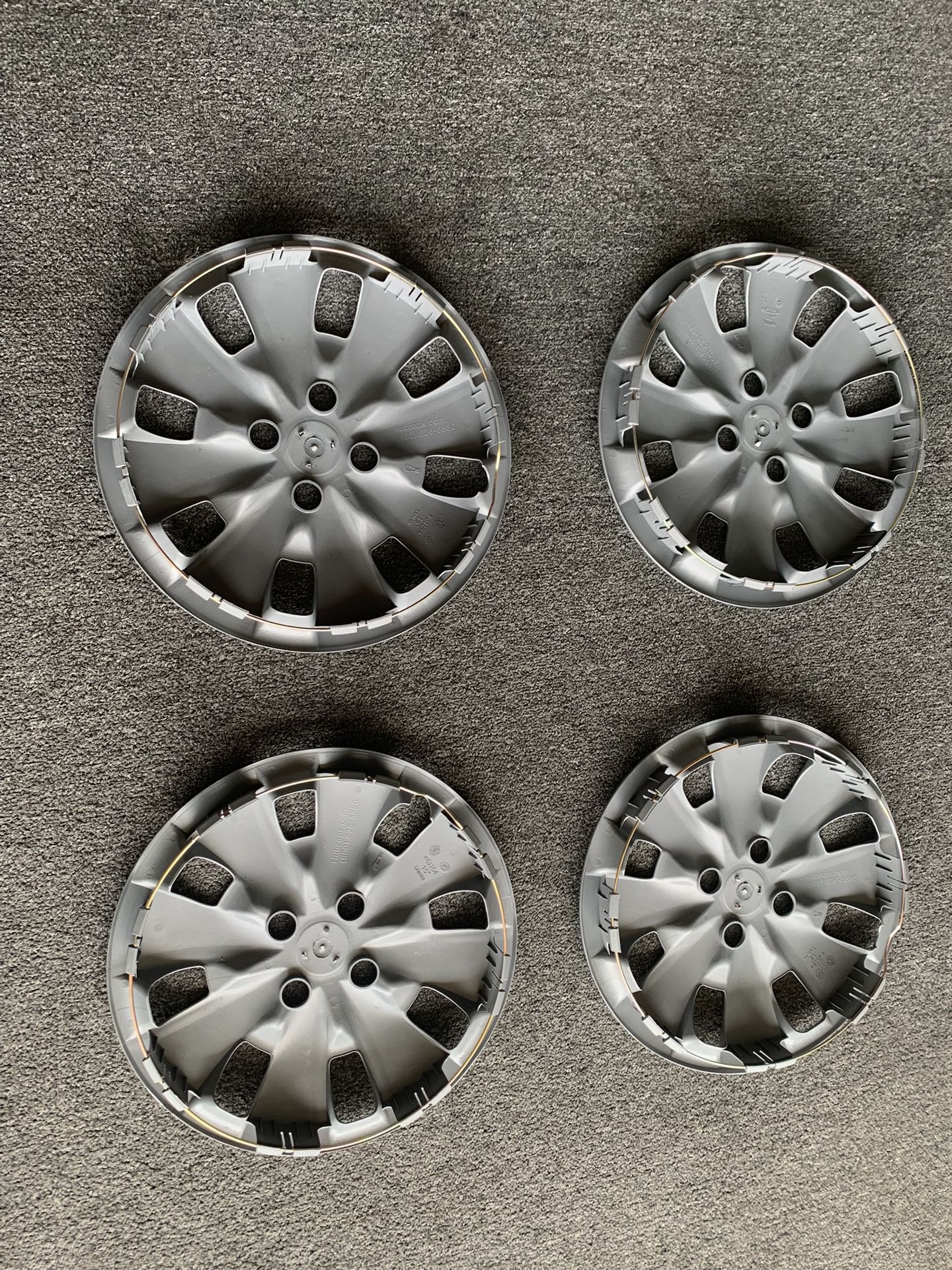 2011 Toyota Yaris Hubcaps