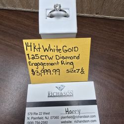 14kt White Gold Diamond Engagement Ring