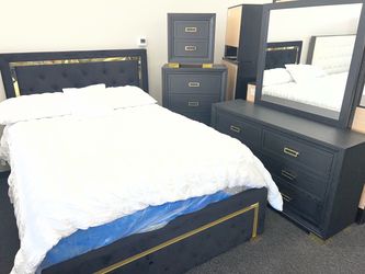 GLAM MODERN BEDROOM SET – HUGE SALE!