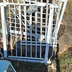 2 Gates Regular To Extra Large!