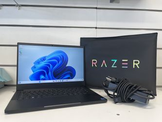 Razor Stealth 13”, i7, 2TB SSD, 16GB RAM