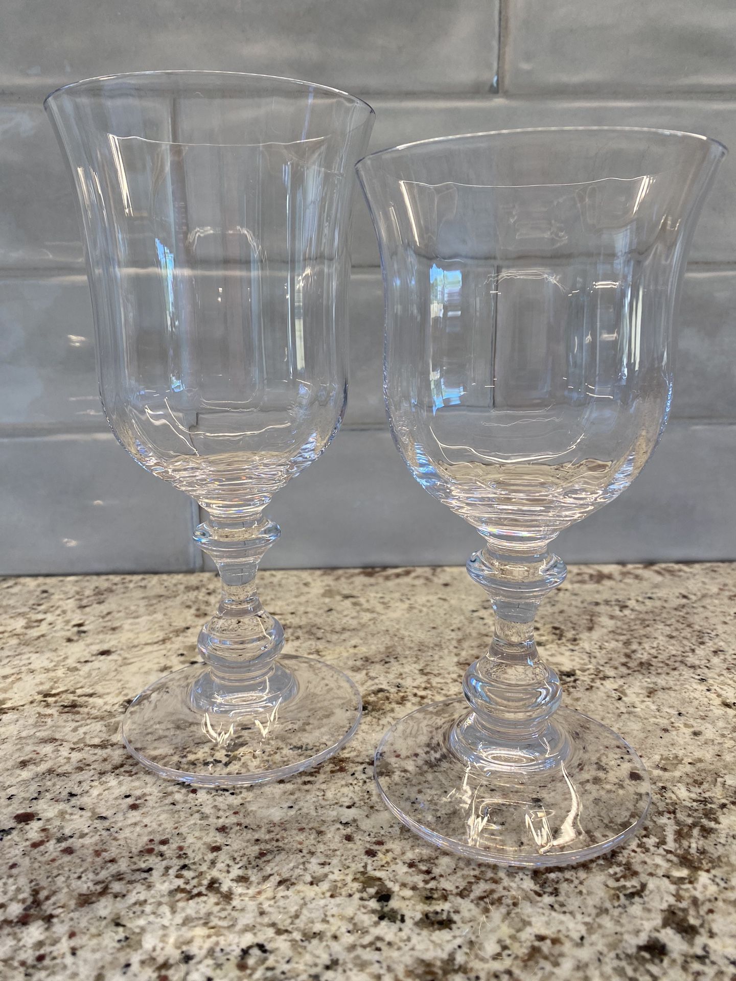 Mikasa Crystal: “French Countryside” Wine Glasses. Set of 12.