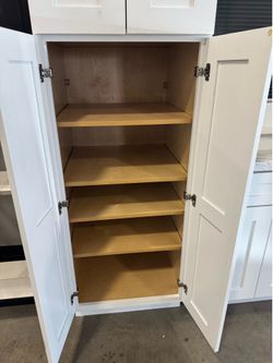 Shaker White Cabinets