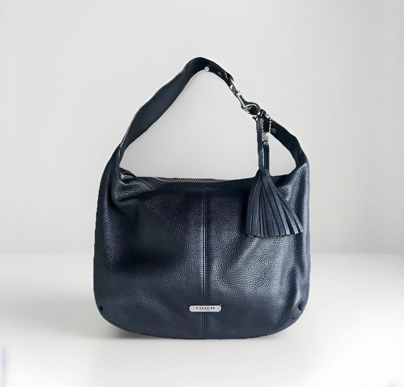Coach Avery Black Pebbled Leather Hobo Shoulder Bag Purse Handbag