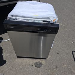 Whirlpool Like New Dishwasher 