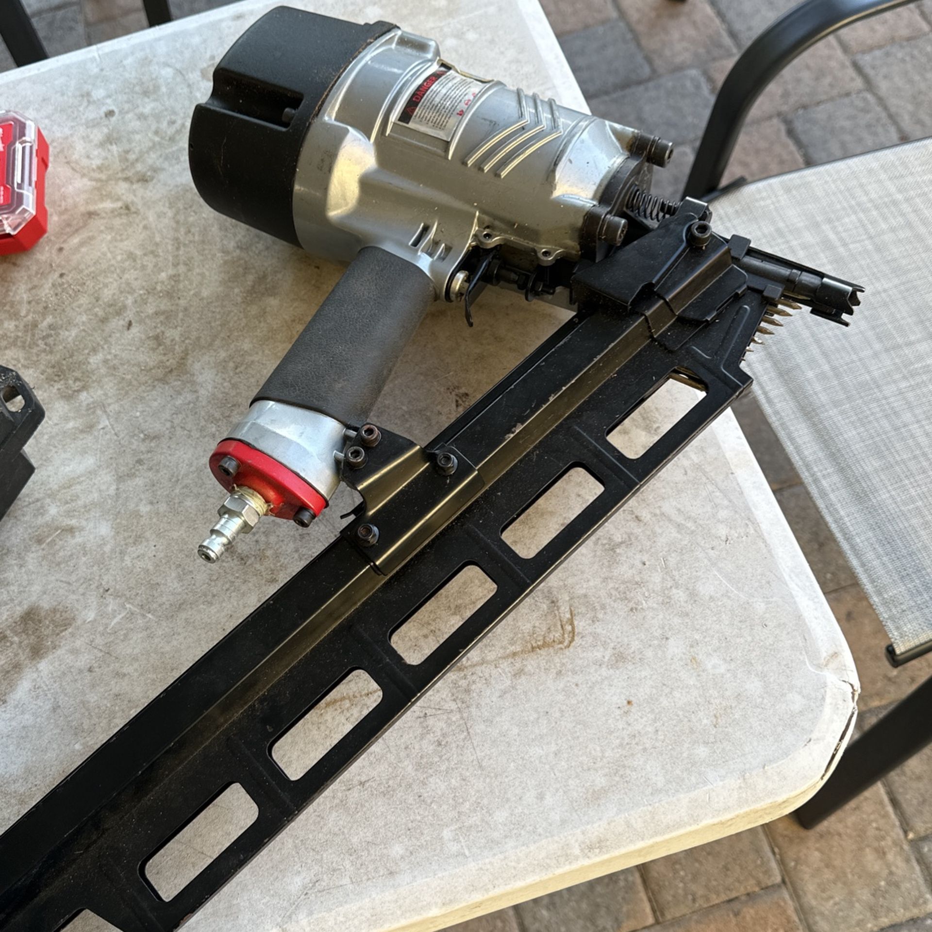 Pistola 16 Para Construcción