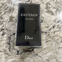 DIOR SAUVAGE EAU DE PARFUM