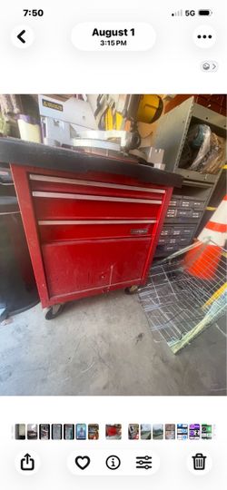 Craftsman chest with worktop (Empty)