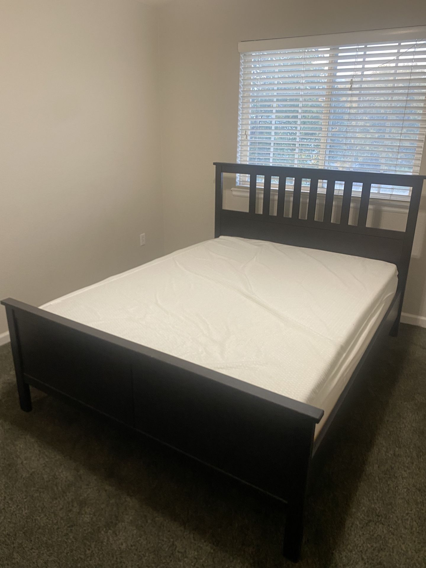 Full Bed Frame, Mattress & Mattress Topper