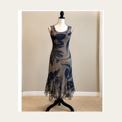 Komarov Taupe & Navy Floral Crinkle Midi Dress – Size S   Copy title