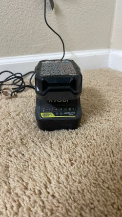 Ryobi 18V ONE+ P118B Lithium-Ion Battery Charger & Battery