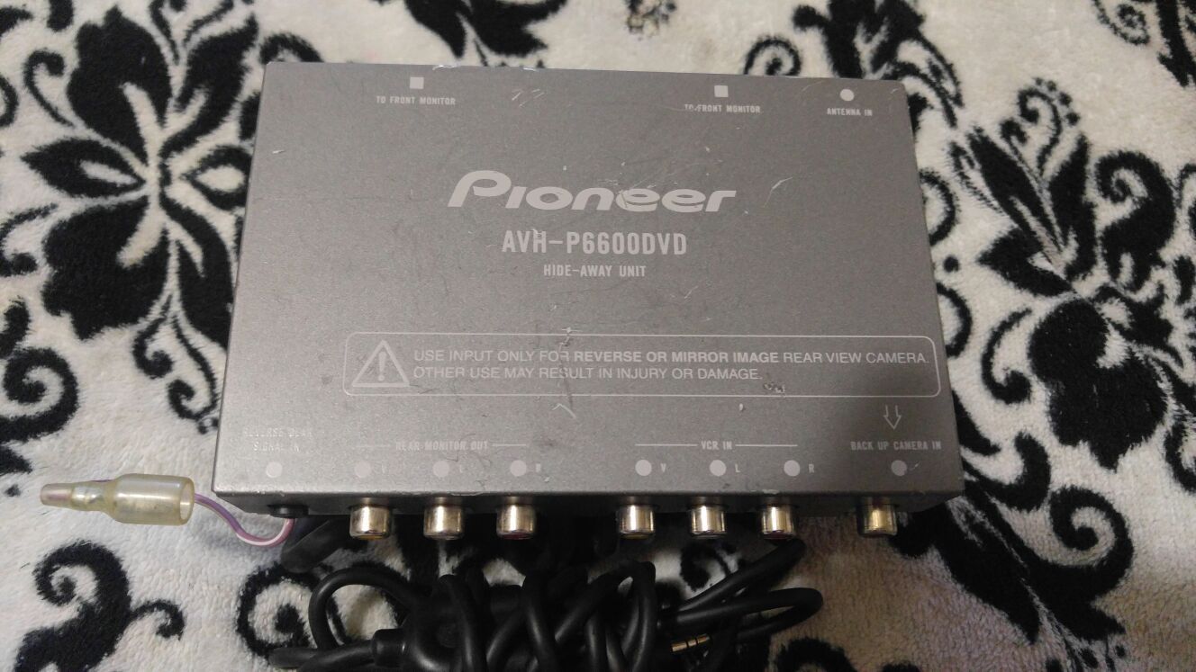 Pioneer Hideaway unit AVH- p6600DVD