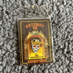 Skulll gateway to hell pin 