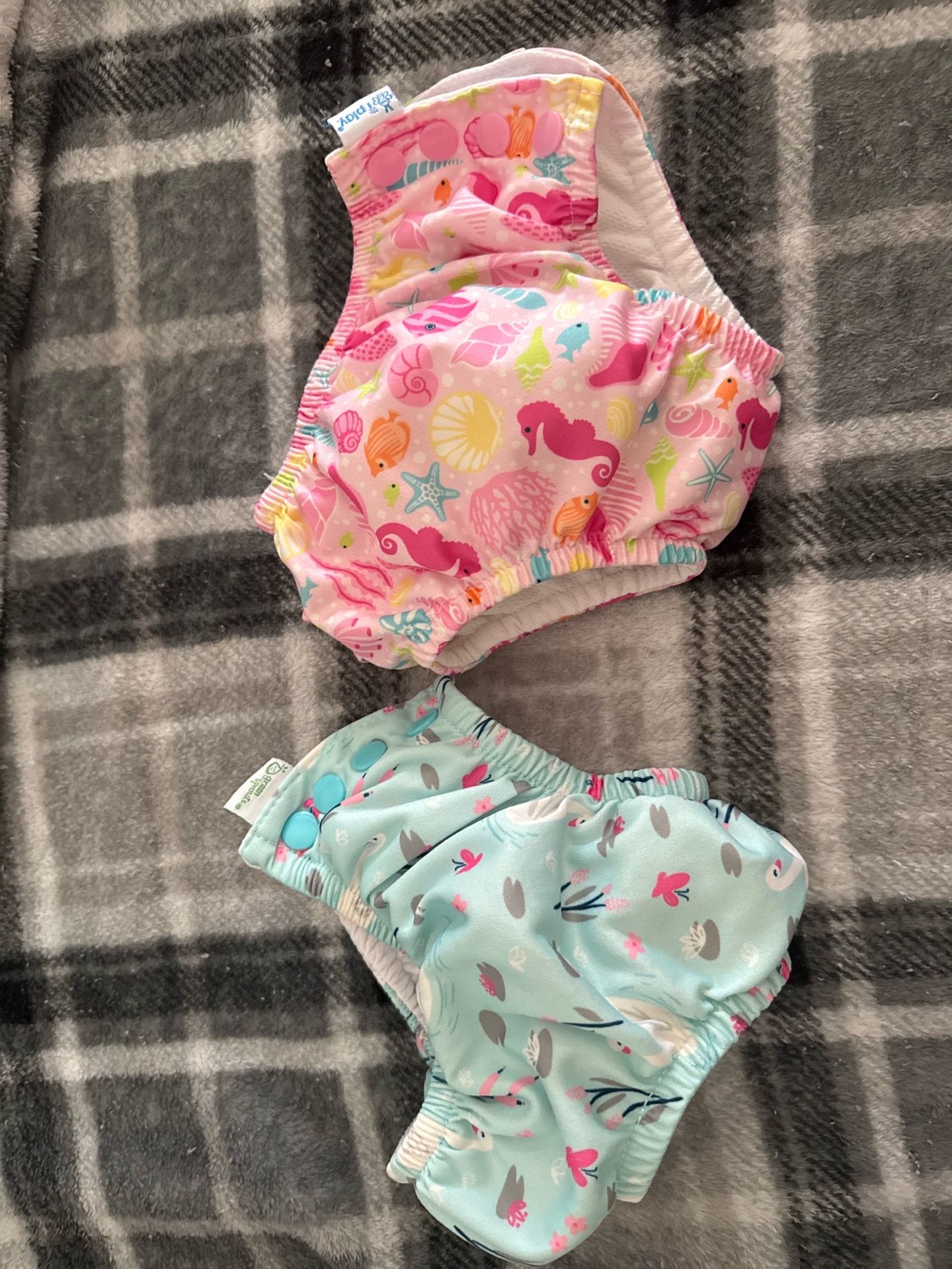 Girl swim diapers 10-18lbs