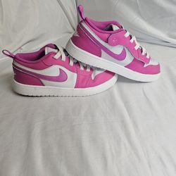 KIDS Jordan 1 Low Alt  3Y  22CM