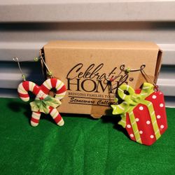 NEW VINTAGE Home Interiors Set of 2 Stoneware Perpermint Twist Christmas Ornaments 