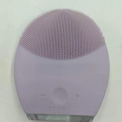 Foreo Luna 2 Lavender Facial Cleansing Brush (NEW) with FREE charging cable