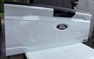 2023 F-150 Tailgate