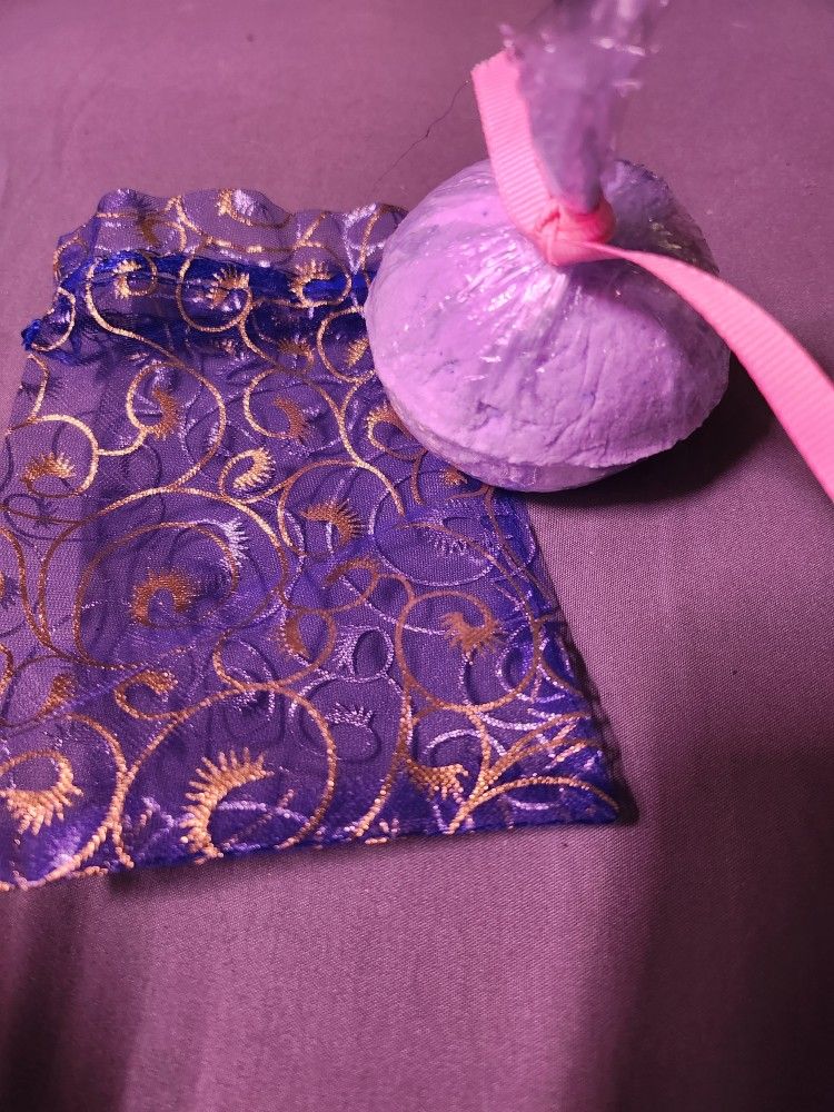 Jelwery Bathbombs