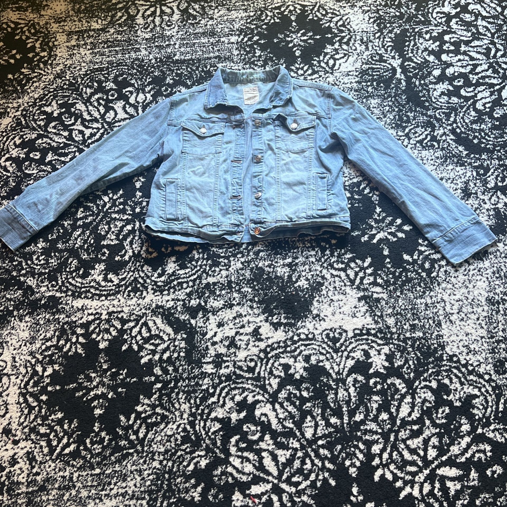 Womens Large Jean Jacket $5