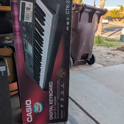 Casio Digital Keyboard Piano